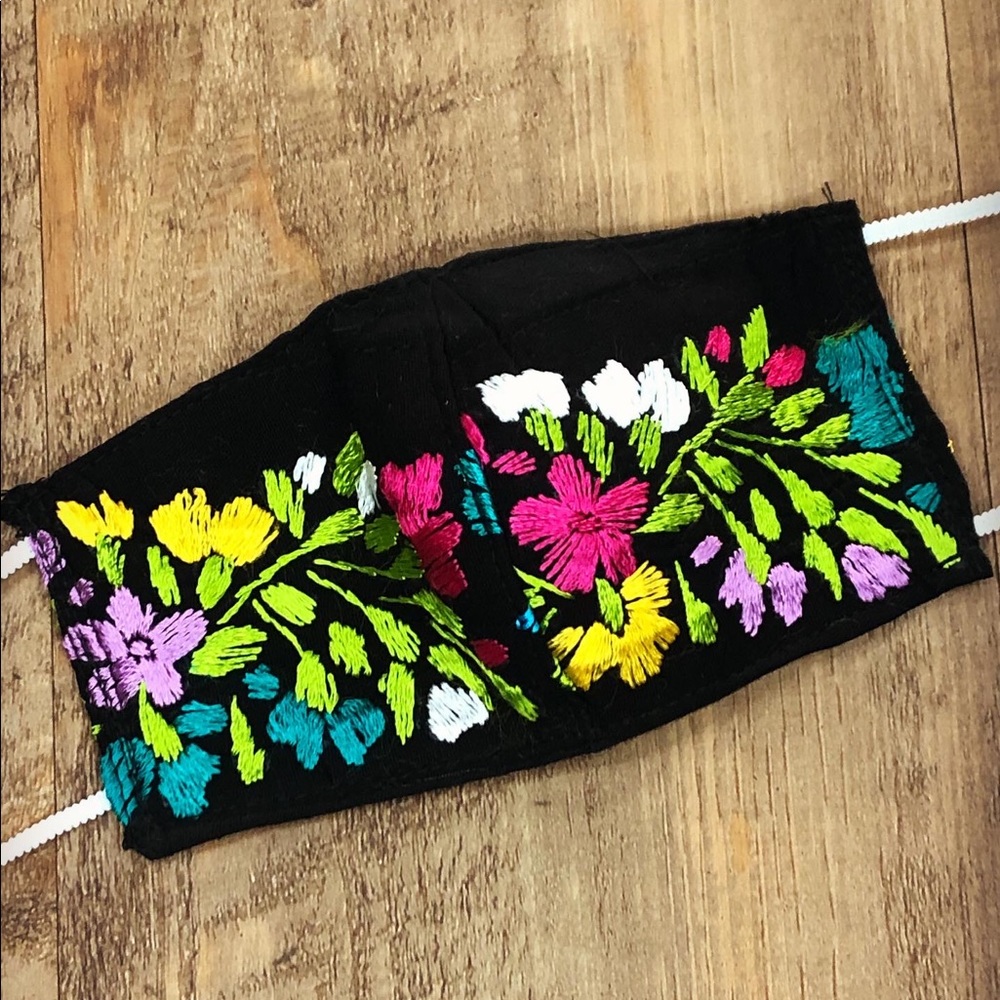 Small San Antonino Face Mask Mexican Embroidery - Picture 5 of 16